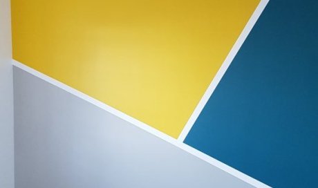 Réalisation de peinture murale design à Andrézieux-Bouthéon