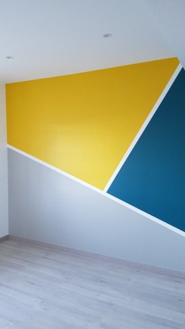 Réalisation de peinture murale design à Andrézieux-Bouthéon